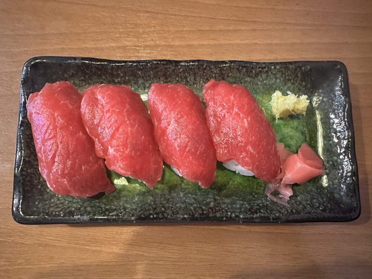 馬刺し握り寿司